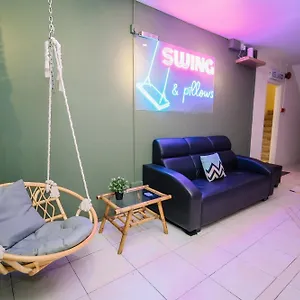 Swing & Pillows - Penang Road, Penang Hostal George Town
